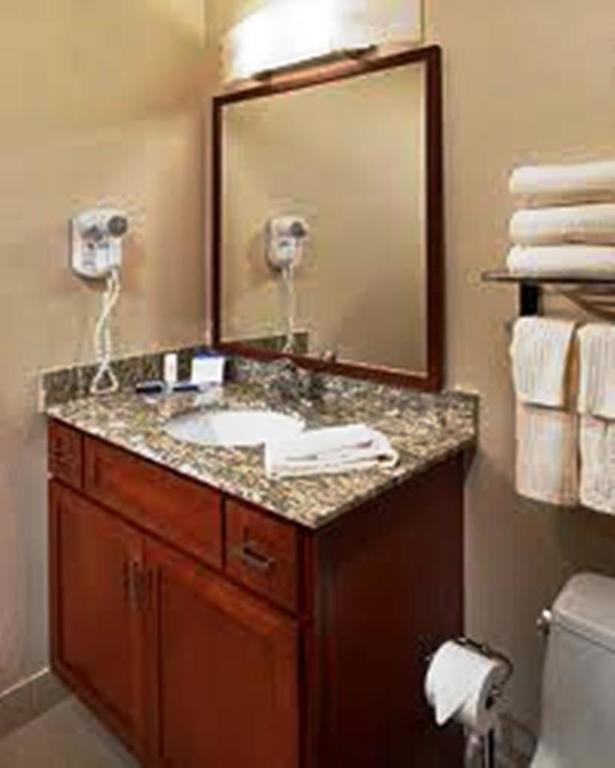 Candlewood Suites - Logan Экстерьер фото