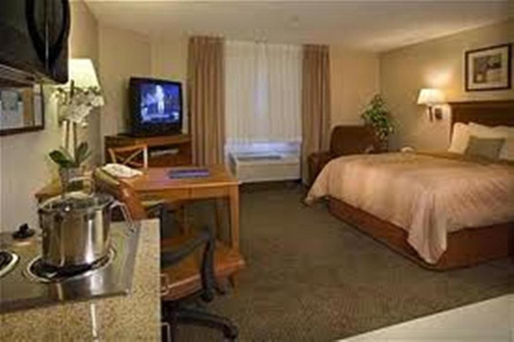 Candlewood Suites - Logan Номер фото