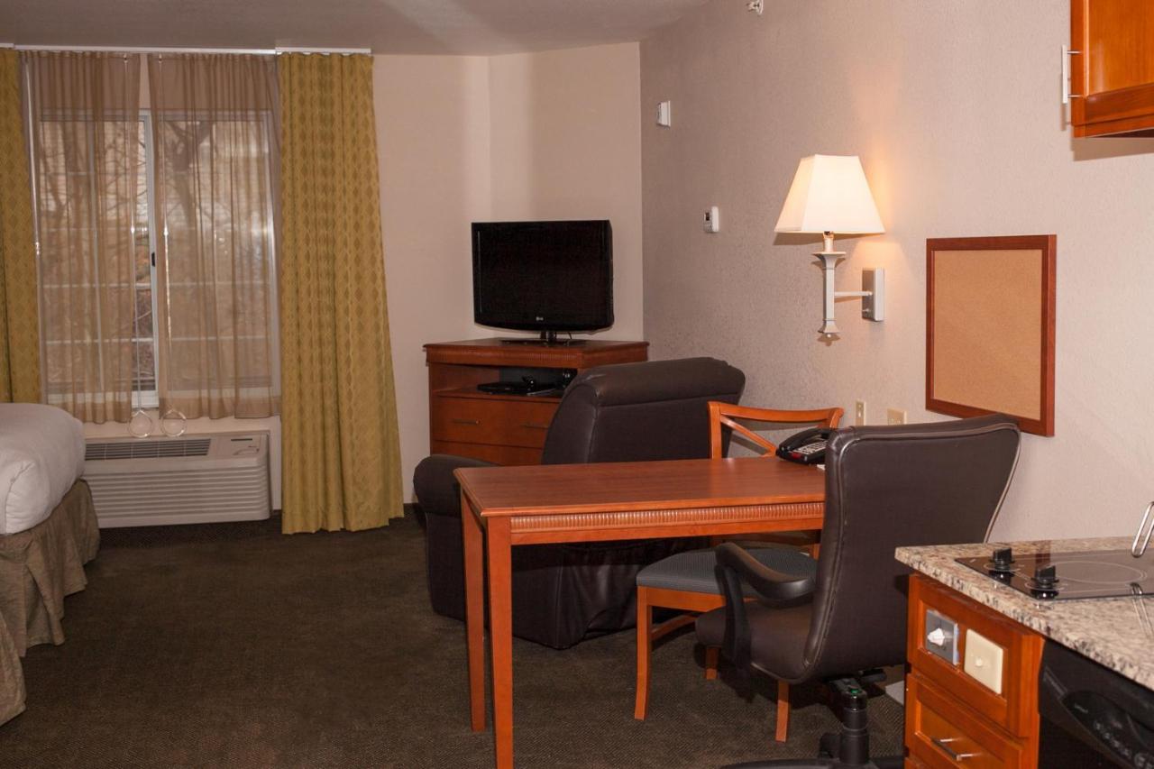 Candlewood Suites - Logan Экстерьер фото